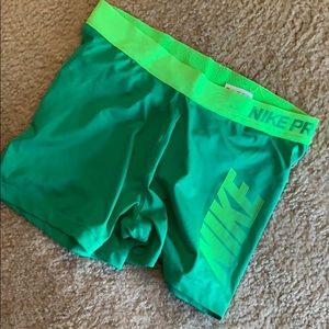 Size Large Nike Shorts